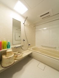 収納力アップ！　床下・壁面収納が豊富なマンションにリフォーム